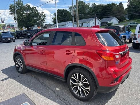 Used 2019 Mitsubishi Outlander Sport SE image 4