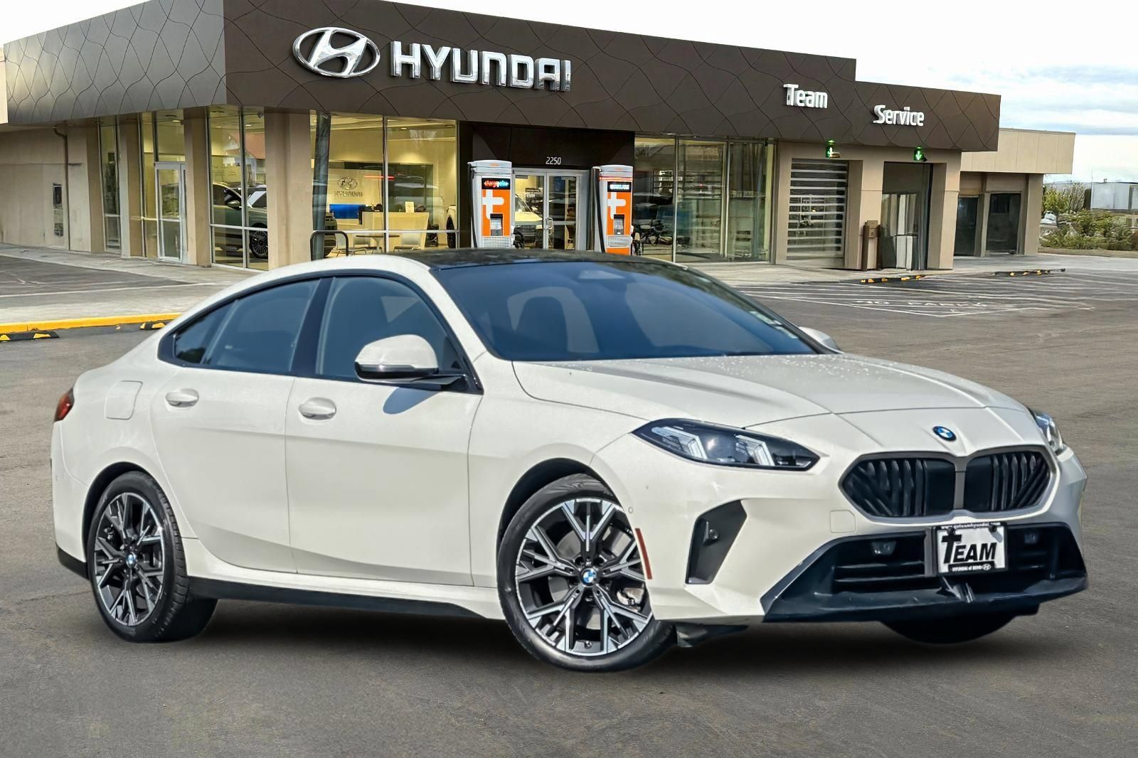 Used 2025 BMW 228i xDrive AWD/4WD image 2