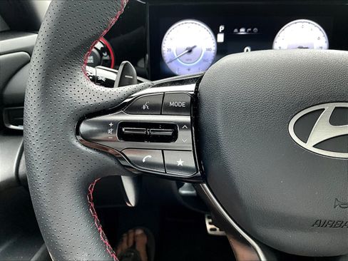 Used 2025 Hyundai Elantra N Line FWD image 11