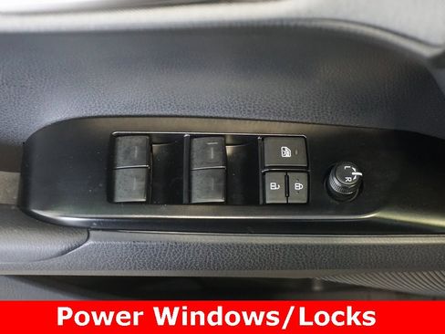 Used 2025 Toyota Camry LE image 6