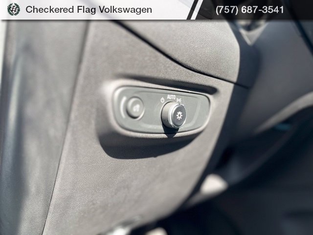 Used 2024 Chevrolet Equinox RS FWD image 18