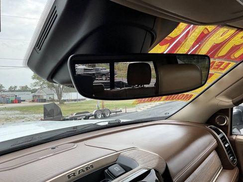 Used 2020 RAM 3500 Limited AWD/4WD image 28