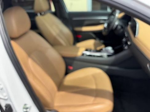 Used 2020 Hyundai Sonata Limited w/ Preferred Accessory Package FWD image 21