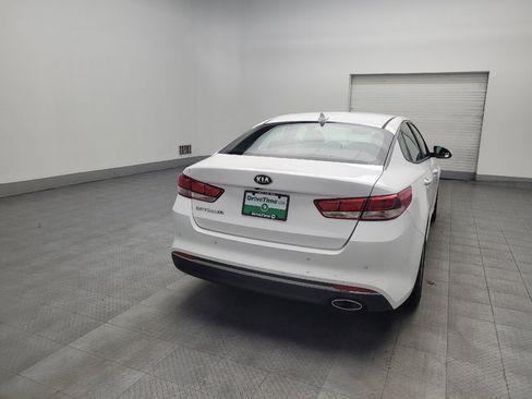 Used 2016 Kia Optima LX w/ LX Convenience Package image 7