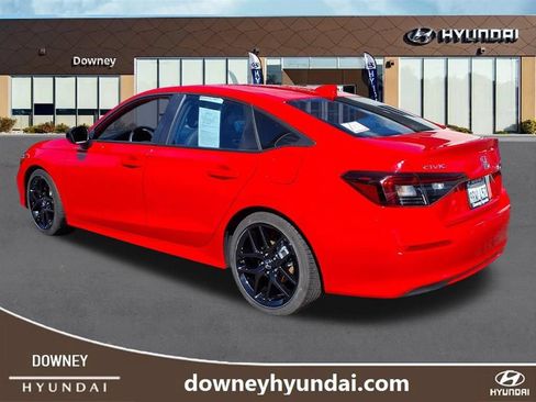 Used 2025 Honda Civic Sport image 6