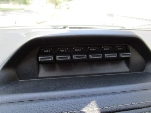 Used 2023 Ford Ranger Lariat w/ Tremor Off-Road Package image 16