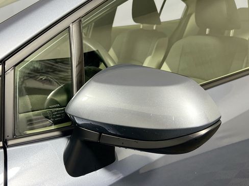 Used 2026 Toyota Corolla LE FWD image 12