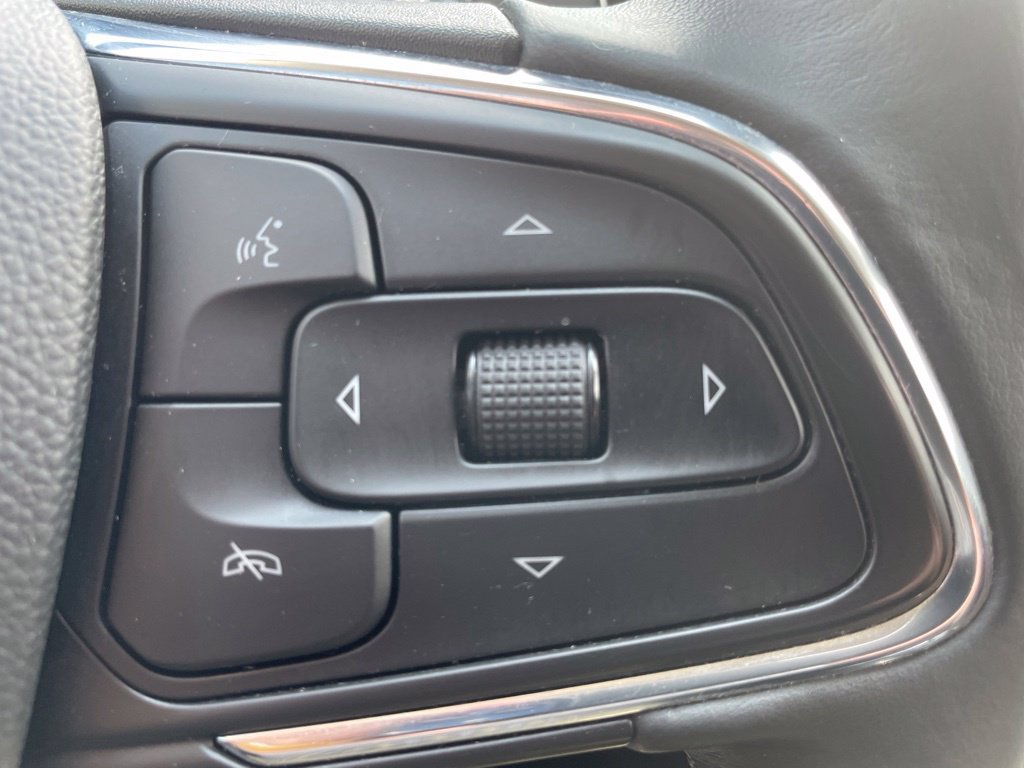 Used 2023 Buick Envision Preferred FWD image 20