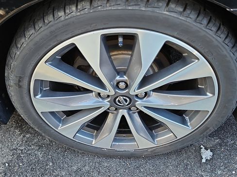 Certified 2020 Nissan Maxima Platinum w/ Sport Mat Group image 9