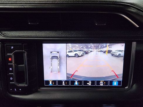 Used 2021 GMC Yukon XL Denali RWD image 38