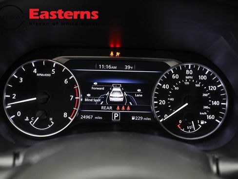 Used 2023 Nissan Sentra SV w/ Trunk Package image 17