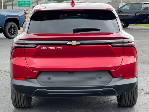 New 2026 Chevrolet Equinox EV LT FWD image 35