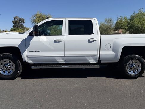 Used 2019 Chevrolet Silverado 3500 LT w/ LT Convenience Package image 2