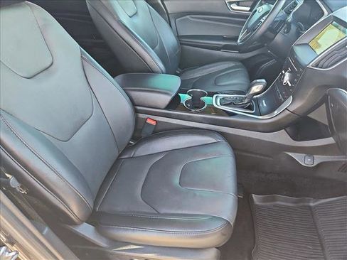 Used 2017 Ford Edge Titanium w/ Equipment Group 301A image 23