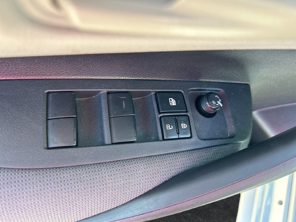 Used 2024 Toyota Corolla LE FWD image 12