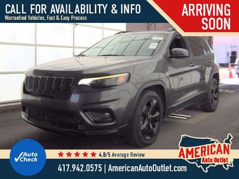 Used 2021 Jeep Cherokee Latitude Plus image 3