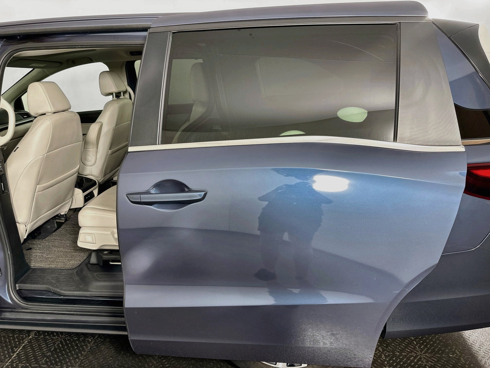 Used 2025 Honda Odyssey EX-L image 25
