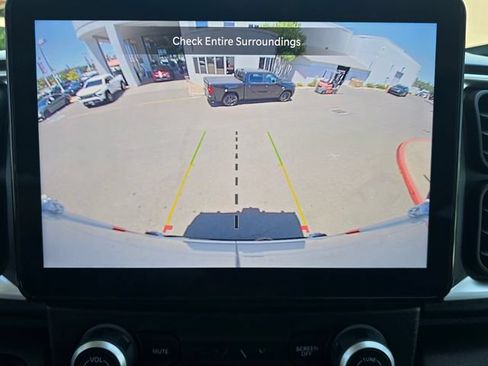 Used 2025 RAM ProMaster 2500 w/ Crew Van Package FWD image 9