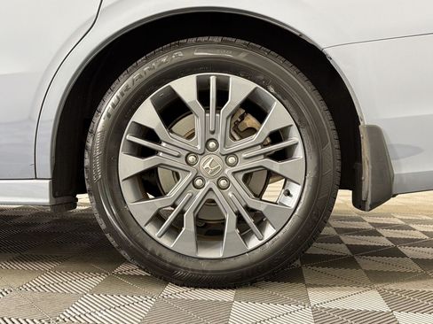 Used 2025 Honda Odyssey Touring image 11