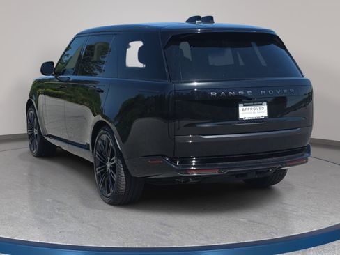 Used 2025 Land Rover Range Rover Long Wheelbase SE image 7