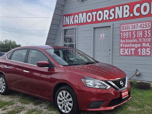 Used 2016 Nissan Sentra SV FWD image 1