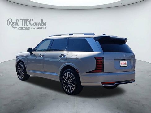 New 2026 Hyundai Palisade Calligraphy FWD image 3