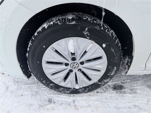 Used 2019 Volkswagen Jetta S w/ Driver Assistance Package image 23