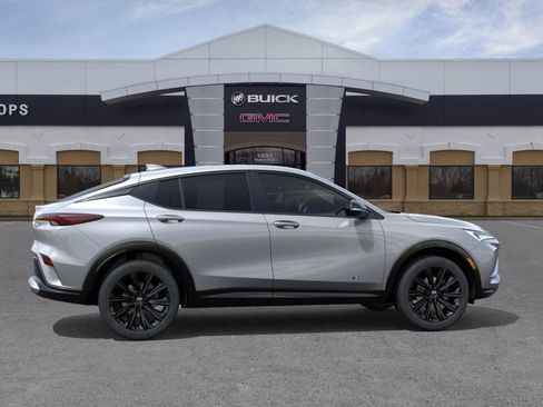 New 2026 Buick Envista Sport Touring image 5