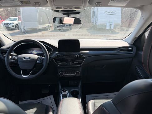 Used 2022 Ford Escape SEL w/ SEL Stealth AWD Package image 23