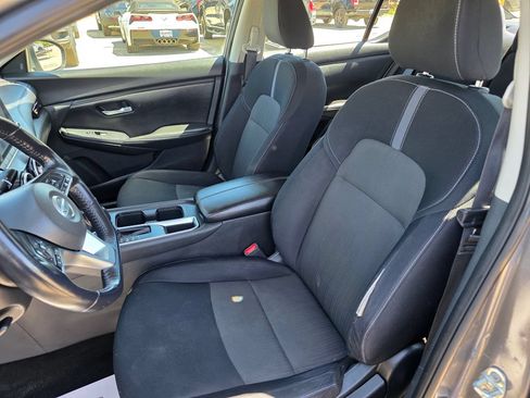 Used 2020 Nissan Sentra SV FWD image 24