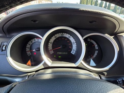 Used 2013 Toyota Tacoma 4x4 Double Cab image 23