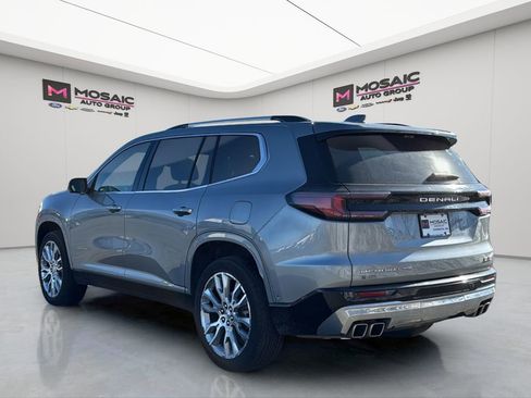 Used 2024 GMC Acadia Denali w/ Super Cruise Package image 5