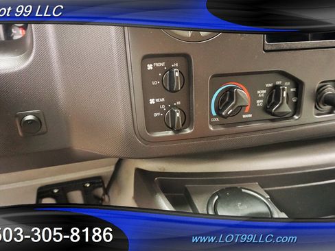 Used 2012 Ford E-350 and Econoline 350 XLT image 32