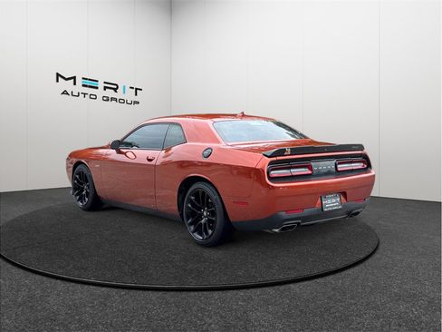 Used 2020 Dodge Challenger R/T Scat Pack RWD image 7