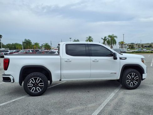 Used 2021 GMC Sierra 1500 AT4 w/ AT4 Value Package AWD/4WD image 8