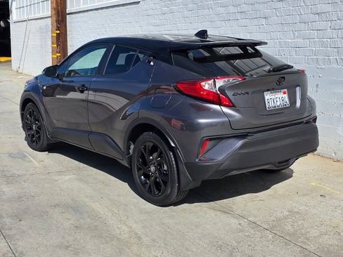 Used 2021 Toyota C-HR Nightshade image 4