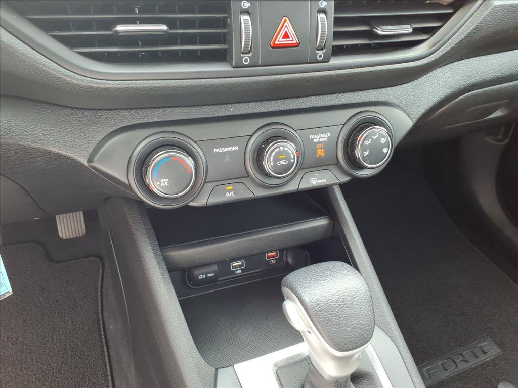 Used 2024 Kia Forte LXS w/ LXS Technology Package FWD image 23
