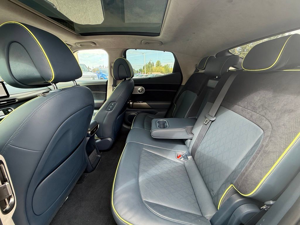 Used 2023 Genesis GV60 Performance AWD/4WD image 5