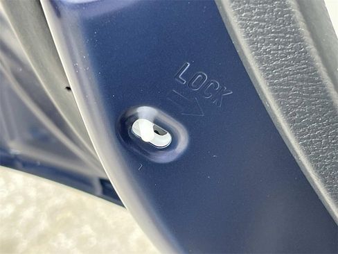 New 2026 Mitsubishi Outlander SE image 14