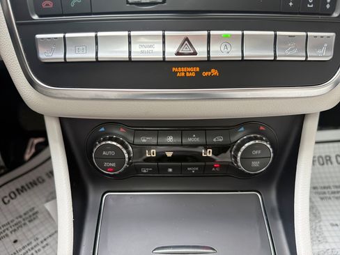 Used 2019 Mercedes-Benz GLA 250 4MATIC image 15