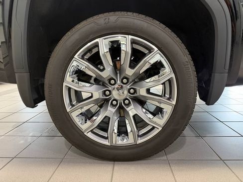 Used 2026 GMC Sierra 1500 Denali AWD/4WD image 9