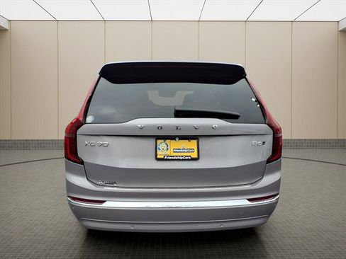 New 2026 Volvo XC90 B6 Plus w/ Protection Package Premier AWD/4WD image 8
