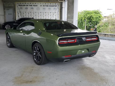 Used 2022 Dodge Challenger GT w/ Plus Package RWD image 3