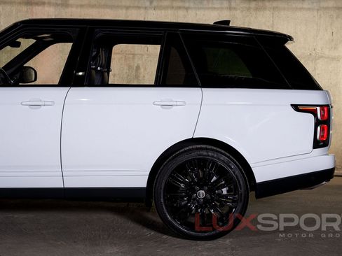 Used 2019 Land Rover Range Rover HSE image 8