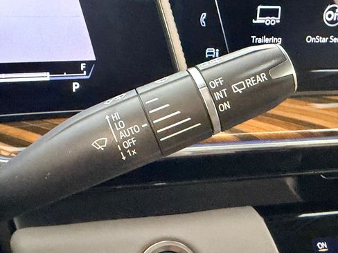 Used 2024 Cadillac Escalade Sport Platinum AWD/4WD image 28