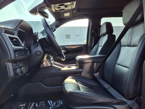 Used 2022 Chevrolet Tahoe RST w/ Luxury Package image 12