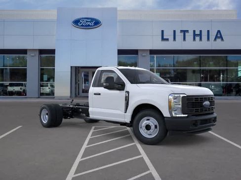 New 2026 Ford F350 XL RWD image 7