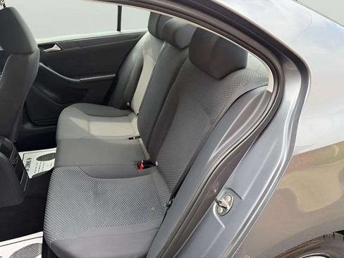 Used 2014 Volkswagen Jetta S FWD image 6