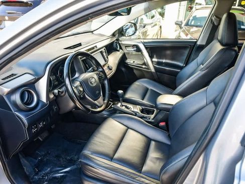 Used 2017 Toyota RAV4 Limited image 17