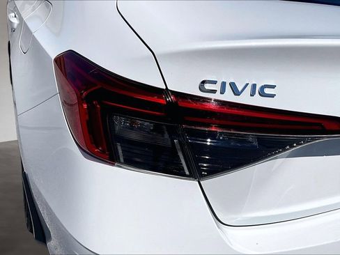 Certified 2024 Honda Civic EX image 22
